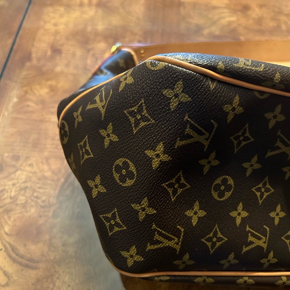 LV PURSE EXCEPTIONAL CONDITION - Picture 6 of 15